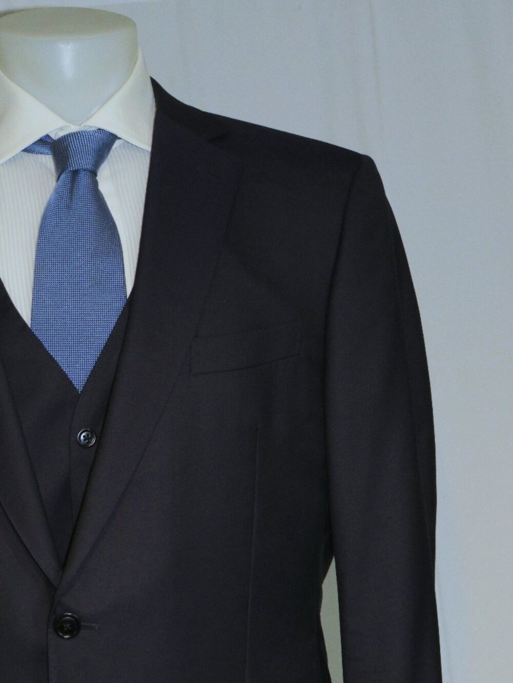 Ermenegildo Zegna Su Misura Exclusive 15milmil15 Solid Navy Three Piece Suit 46L